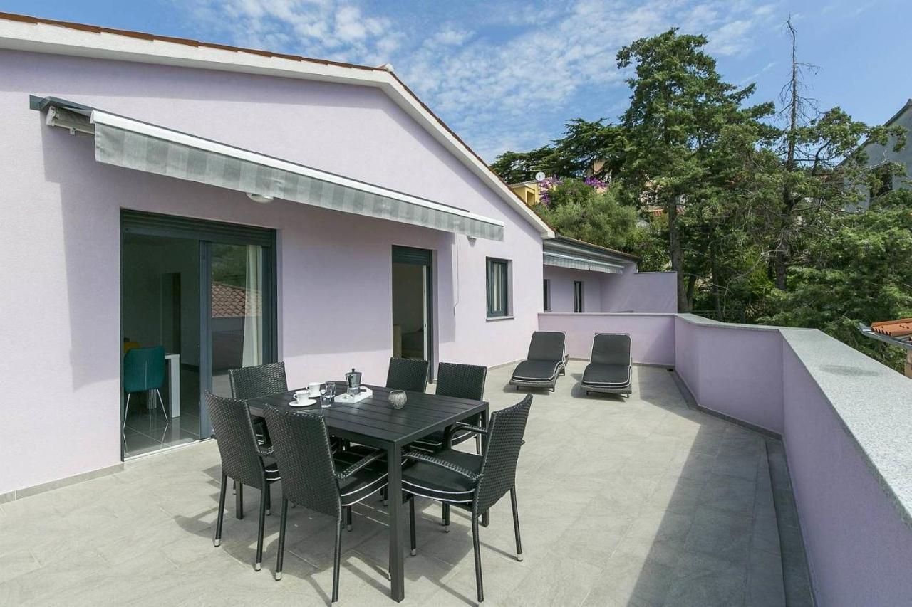 Apartmani Astrid Rabac Exterior foto