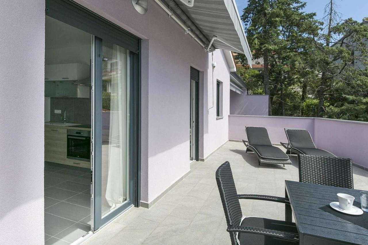 Apartmani Astrid Rabac Exterior foto